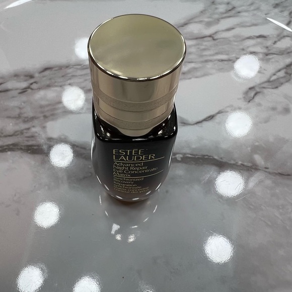 Estee Lauder Advanced Night Repair Eye Concentrate Matrix - Picture 3 of 5